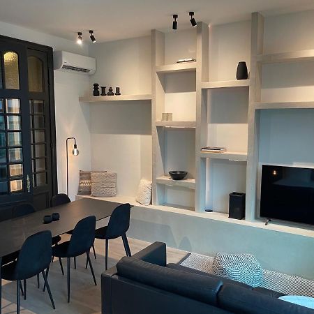 3 Bedroom Art-Nouveau Apartment With Free Parking Gand Extérieur photo