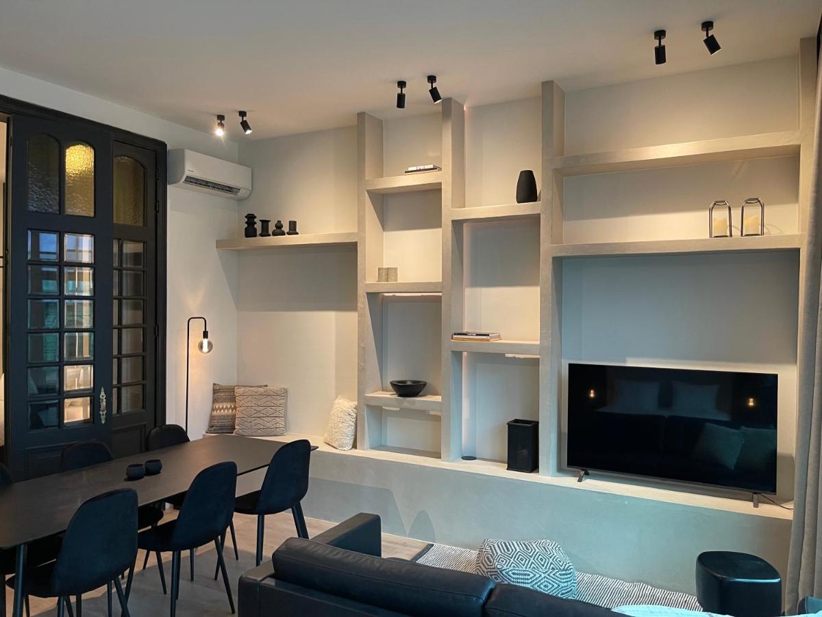 3 Bedroom Art-Nouveau Apartment With Free Parking Gand Extérieur photo