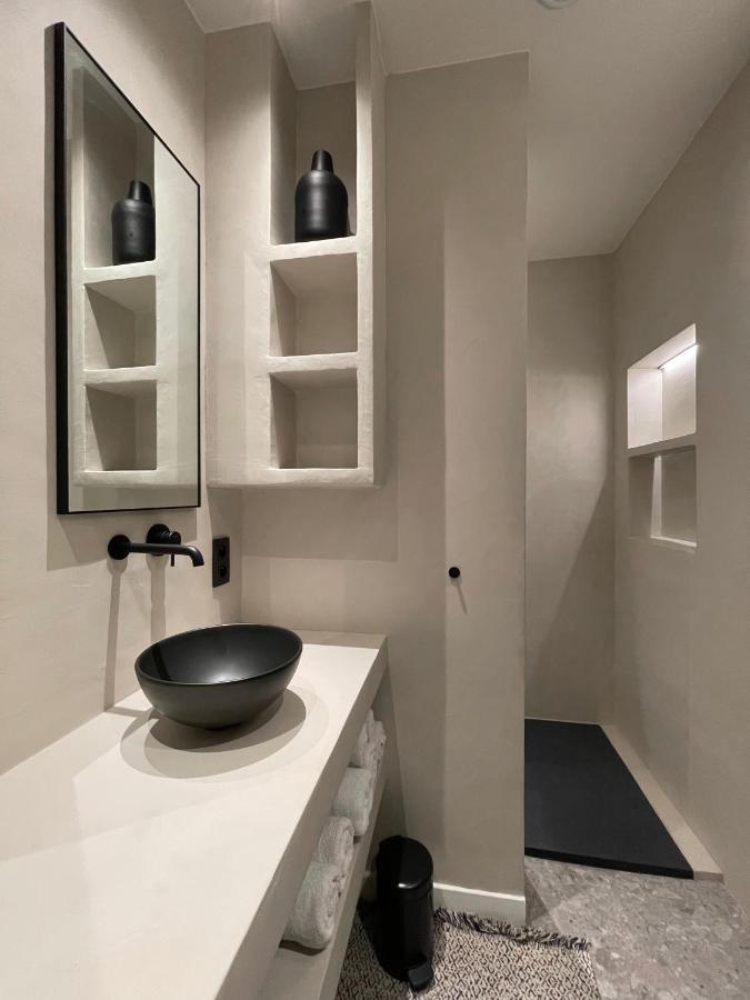 3 Bedroom Art-Nouveau Apartment With Free Parking Gand Extérieur photo