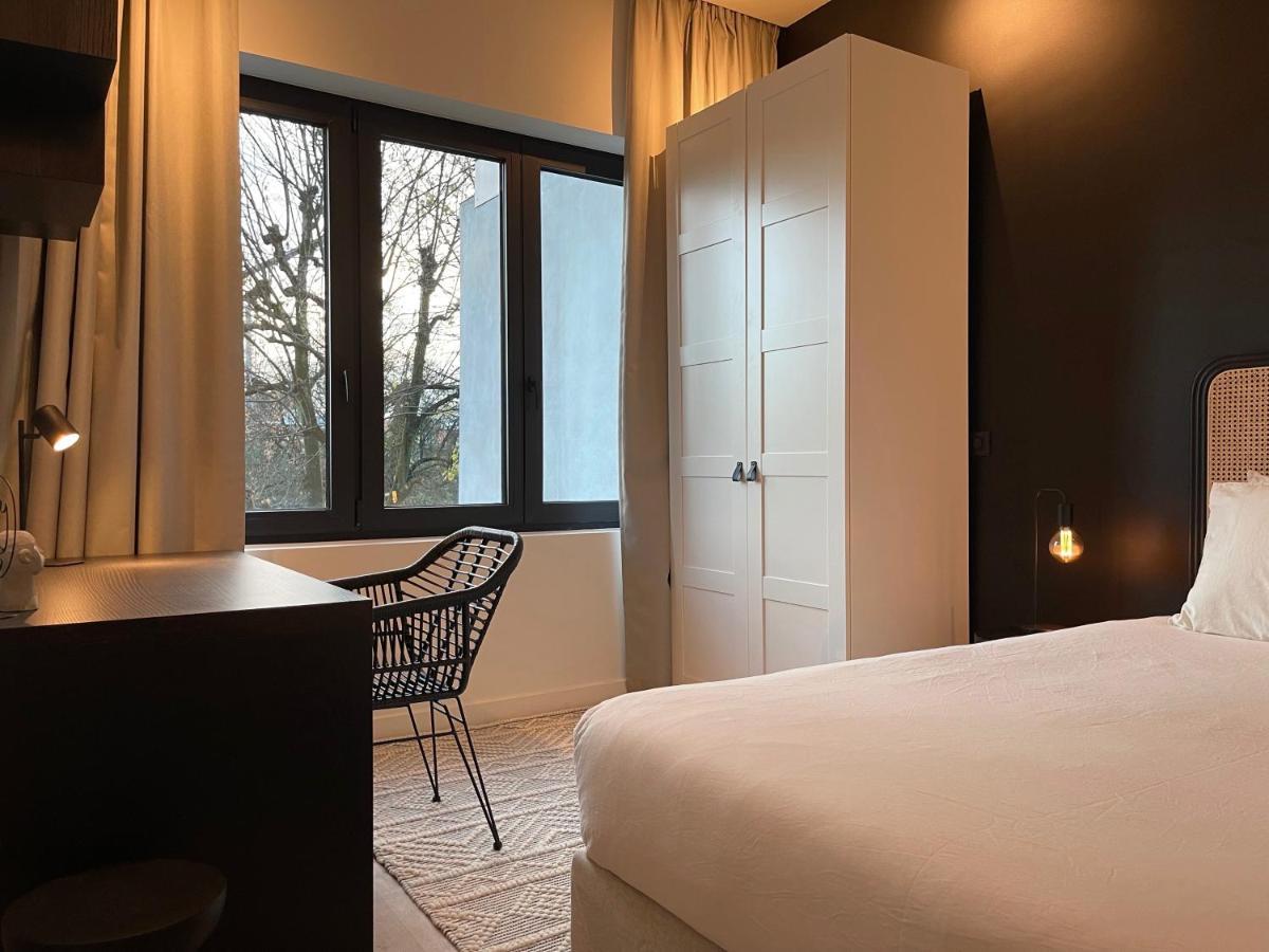 3 Bedroom Art-Nouveau Apartment With Free Parking Gand Extérieur photo