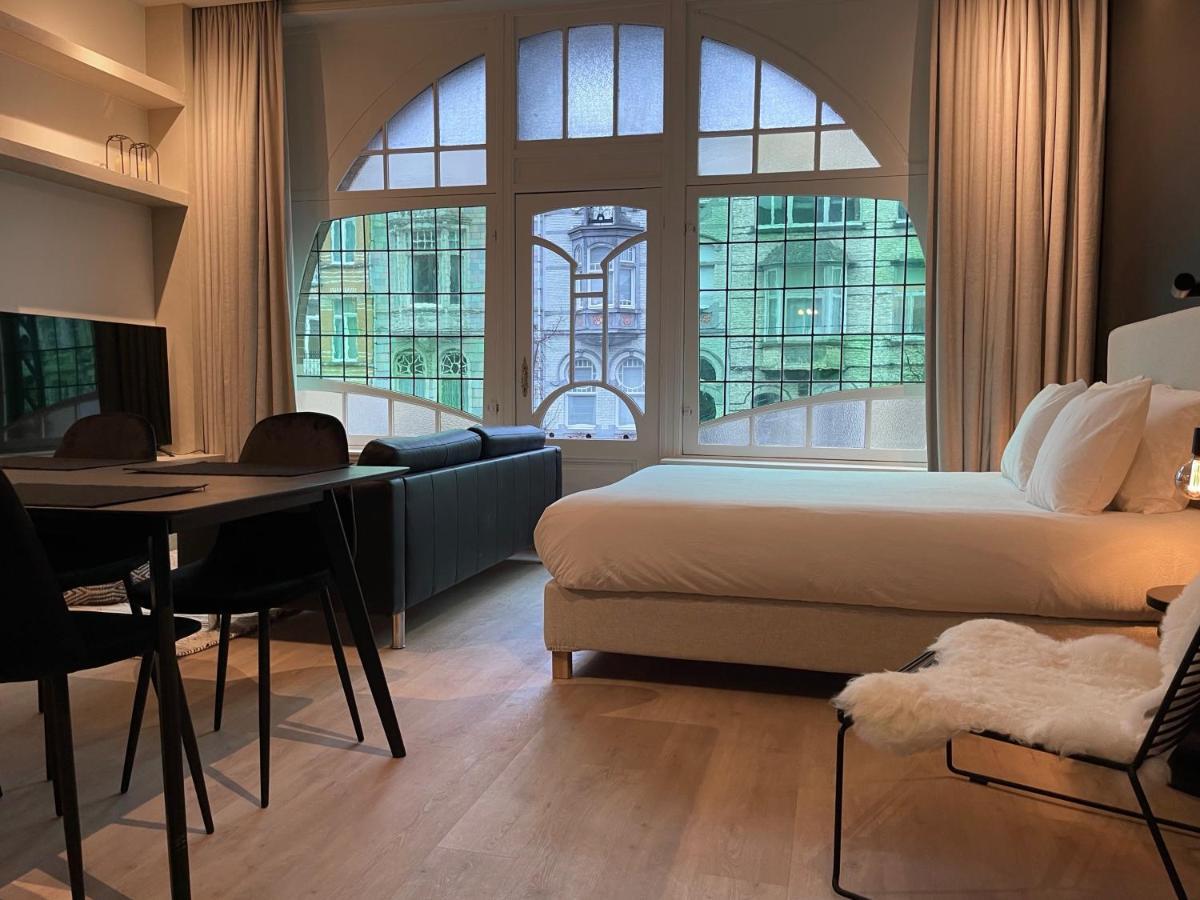 3 Bedroom Art-Nouveau Apartment With Free Parking Gand Extérieur photo