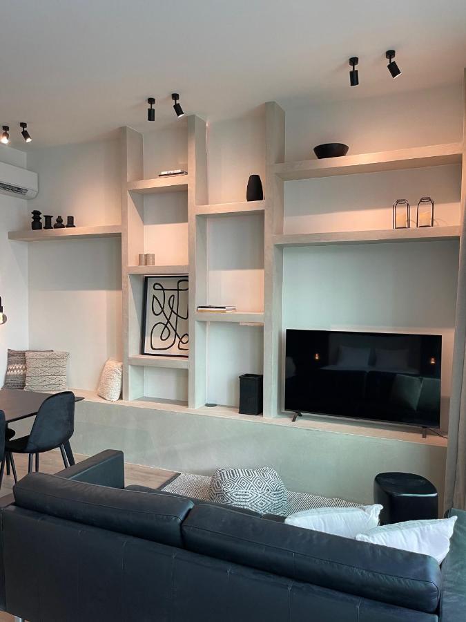3 Bedroom Art-Nouveau Apartment With Free Parking Gand Extérieur photo