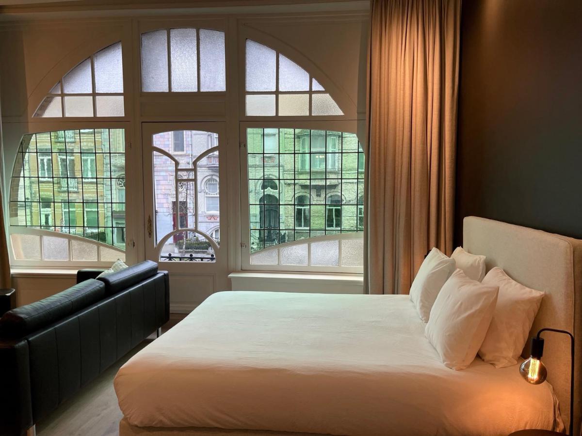 3 Bedroom Art-Nouveau Apartment With Free Parking Gand Extérieur photo