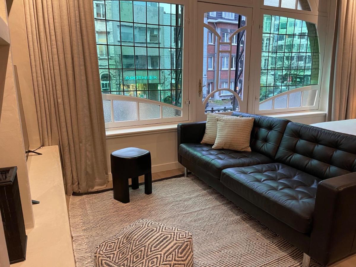 3 Bedroom Art-Nouveau Apartment With Free Parking Gand Extérieur photo