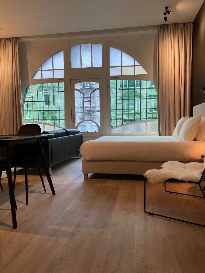 3 Bedroom Art-Nouveau Apartment With Free Parking Gand Extérieur photo