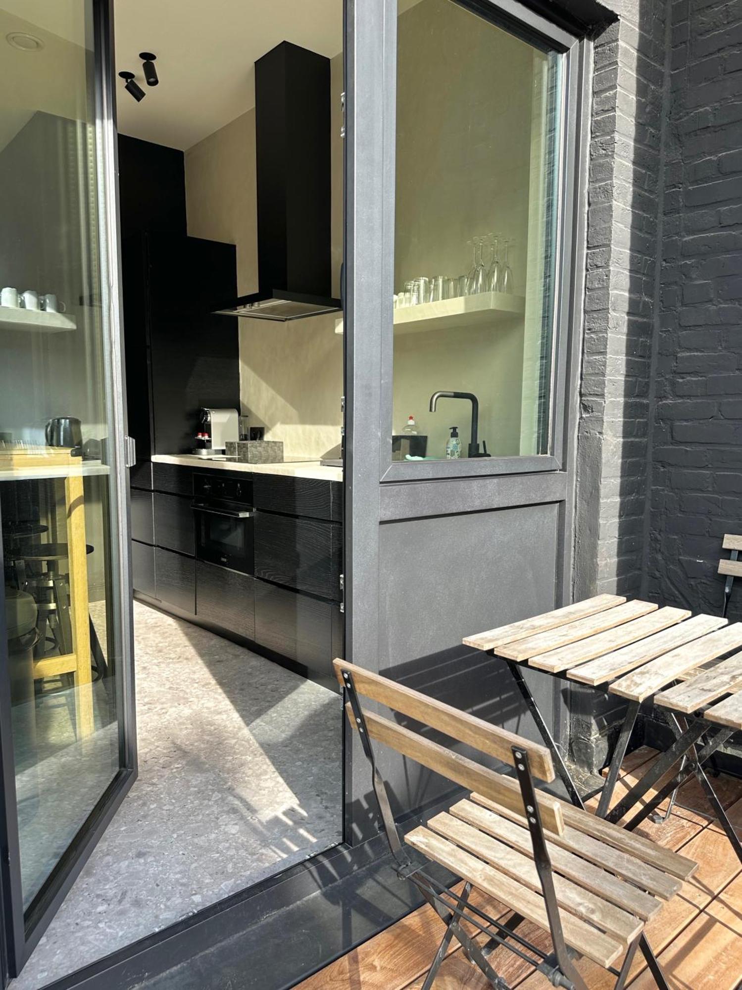 3 Bedroom Art-Nouveau Apartment With Free Parking Gand Extérieur photo